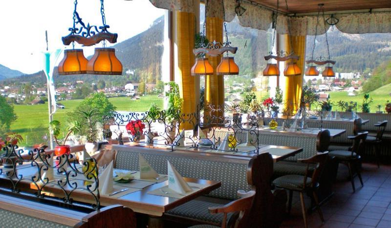 Hotel Restaurant Hausberg Garmisch-Partenkirchen Eksteriør bilde